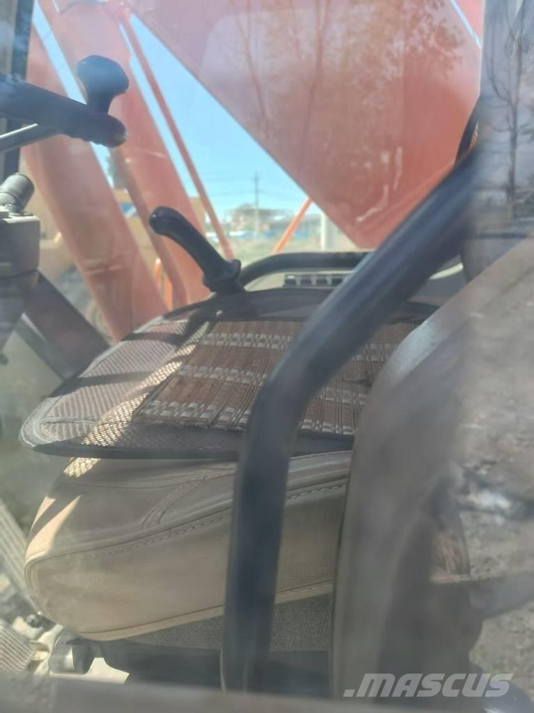 Doosan DH210W-7 Колісні екскаватори