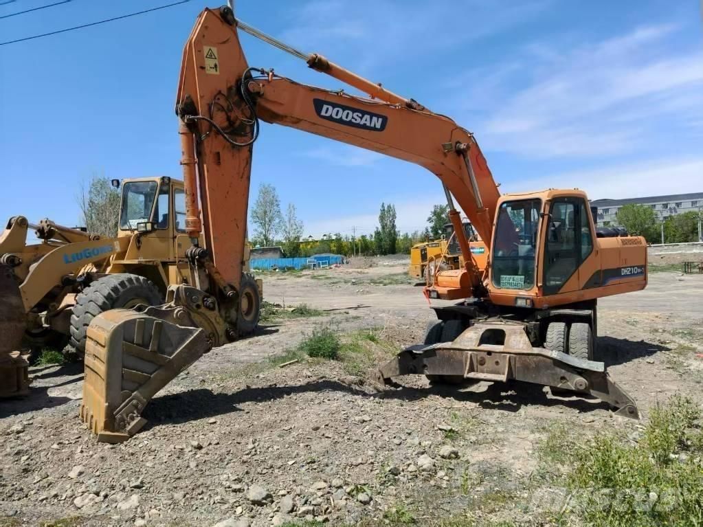 Doosan DH210W-7 Колісні екскаватори