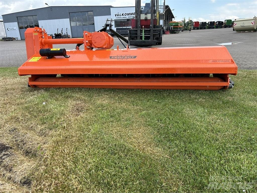 Perfect KP240 Газонні і лукові косилки
