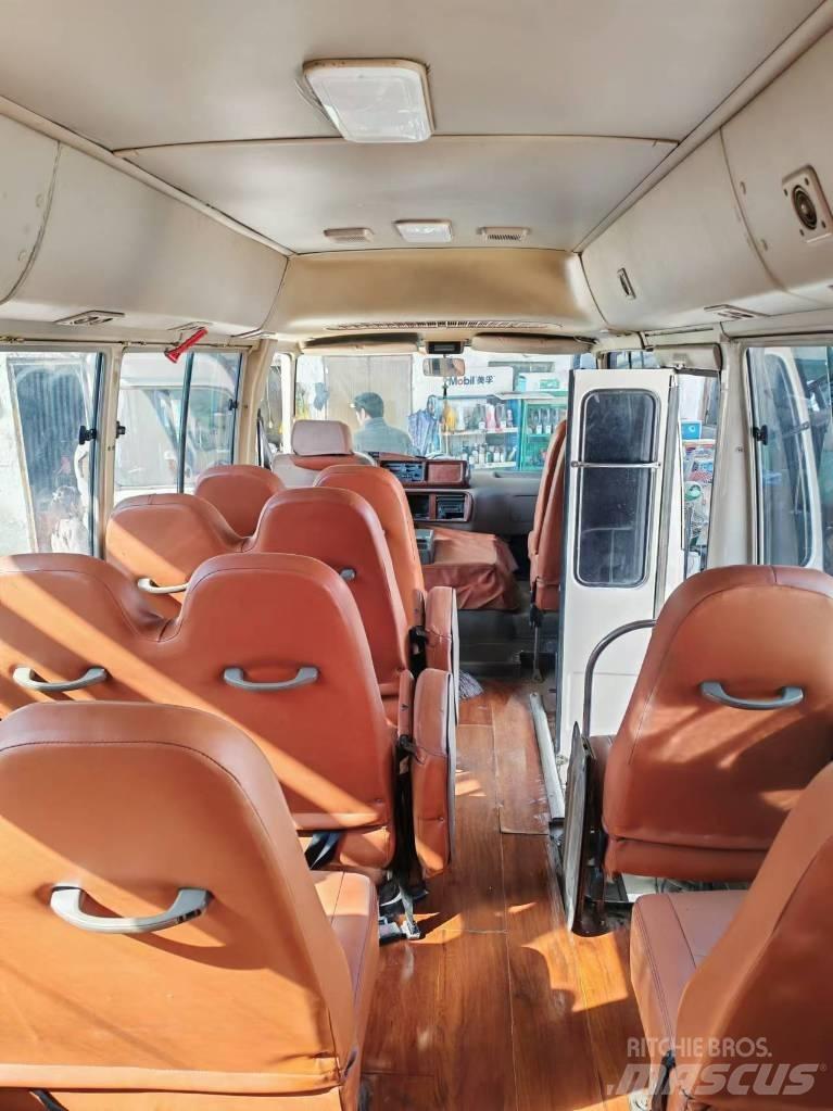 Toyota Coaster Міжміські автобуси