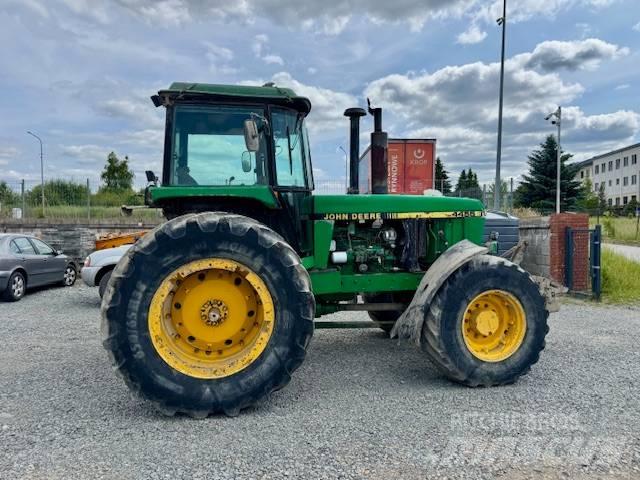 John Deere 4455 Трактори