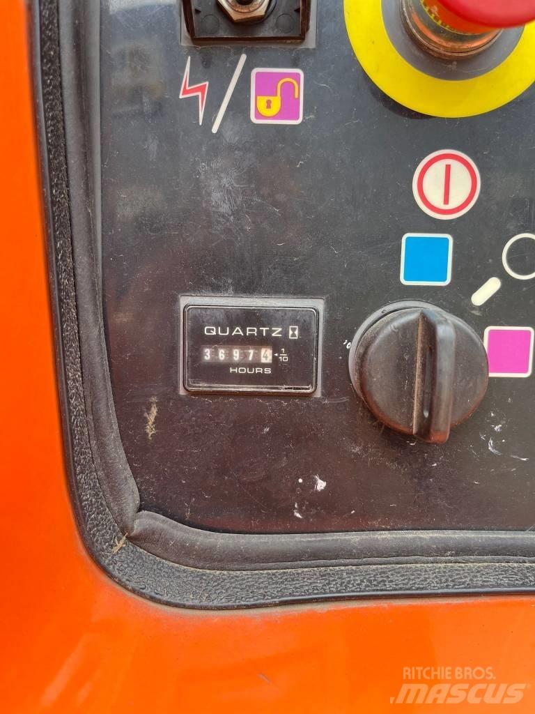 JLG 860 SJ Телескопічні підйомники