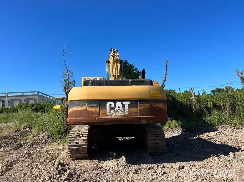 CAT 330 C Гусеничні екскаватори