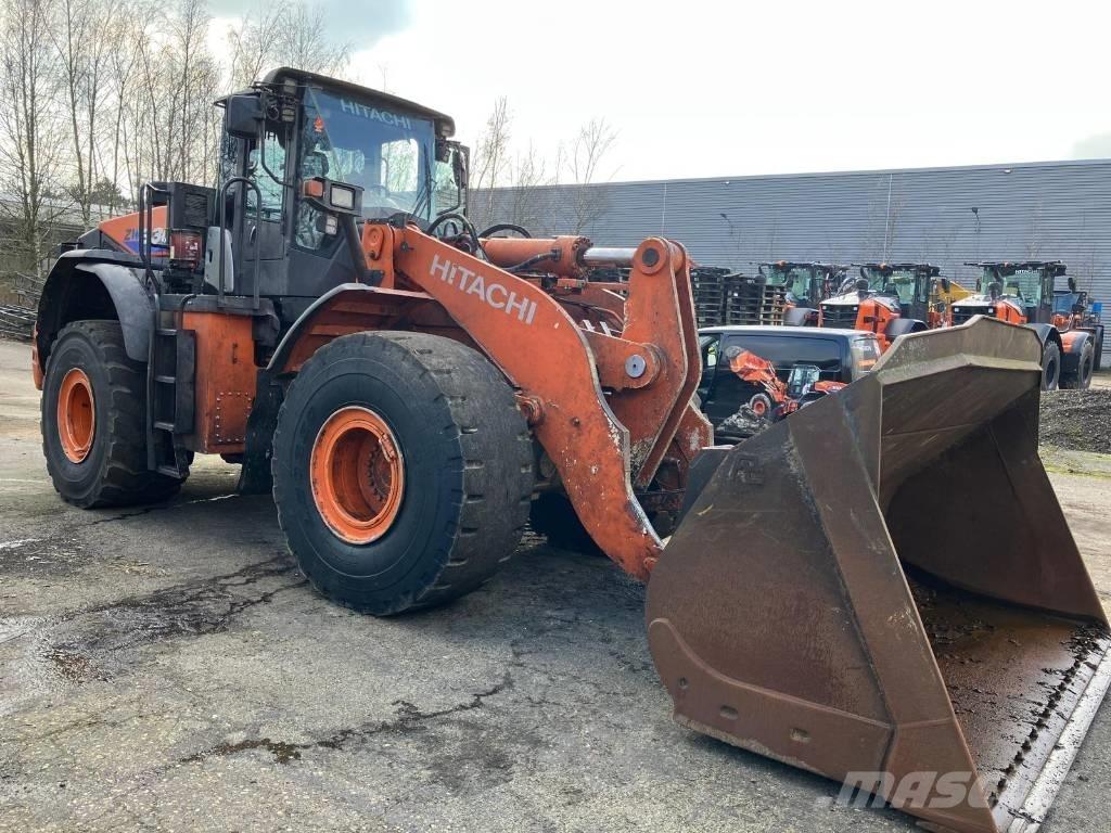 Hitachi ZW330-6 Фронтальні навантажувачі