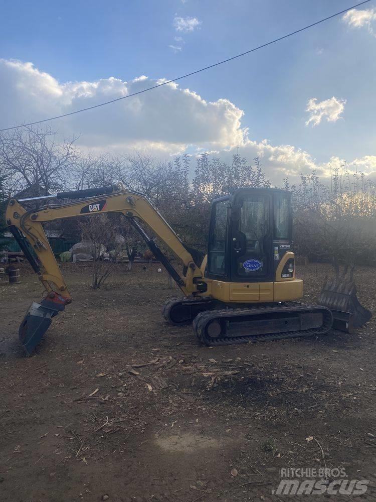 CAT 305.5 Гусеничні екскаватори