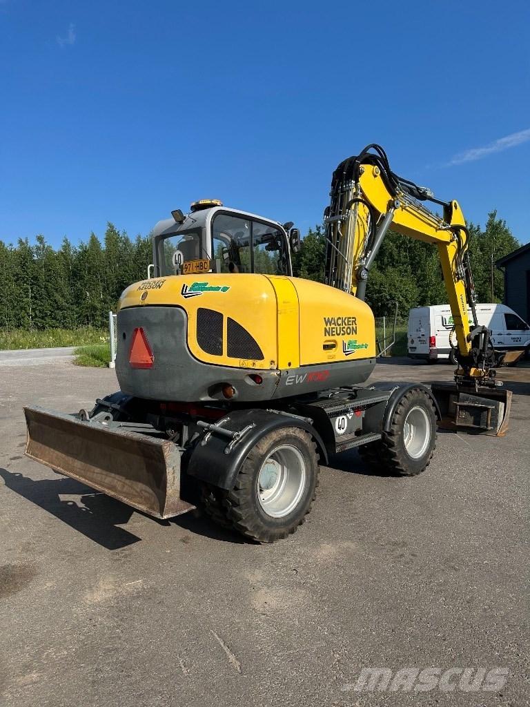 Wacker Neuson EW 100 Колісні екскаватори