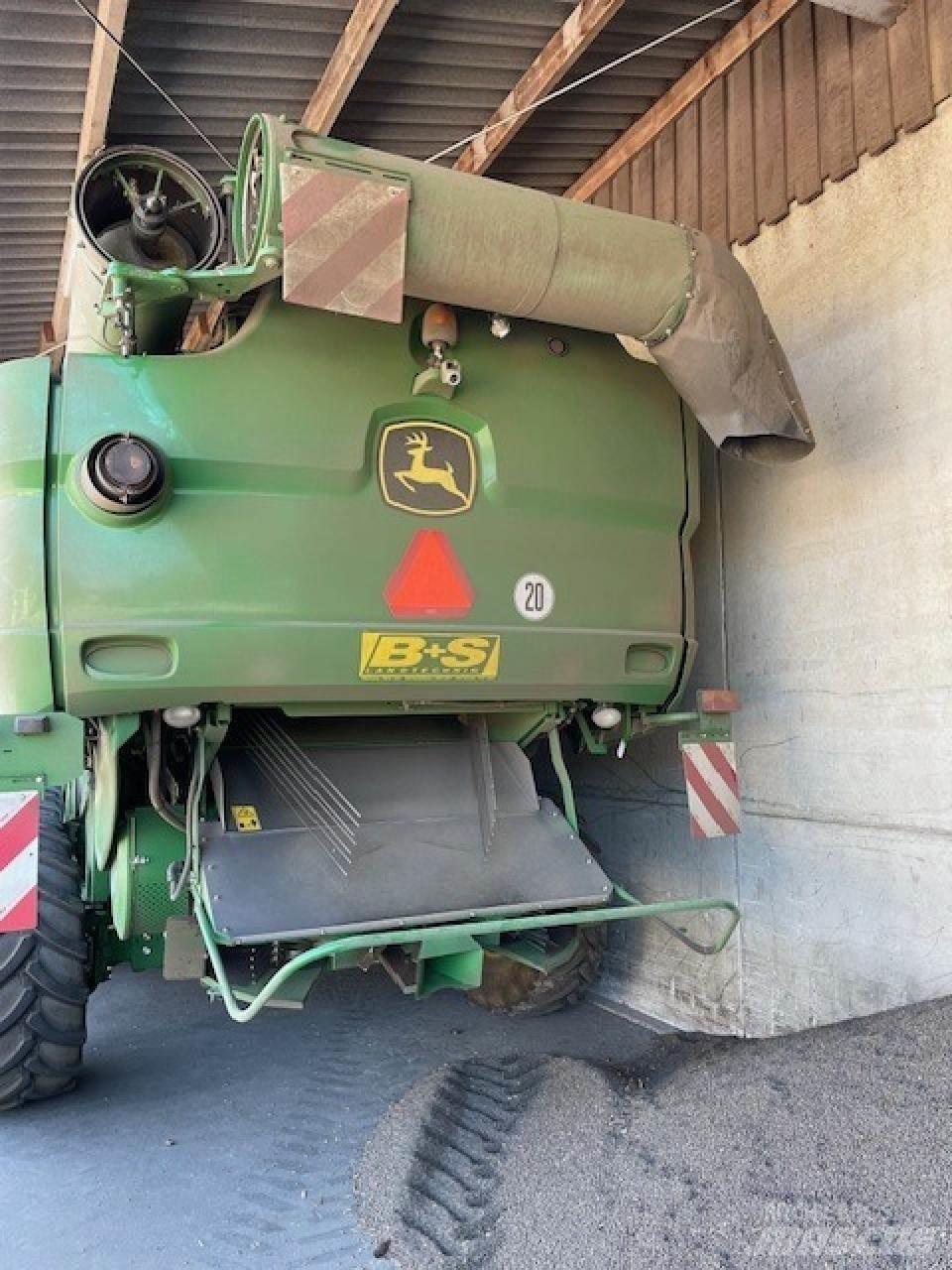 John Deere S 680 i Зернозбиральні комбайни