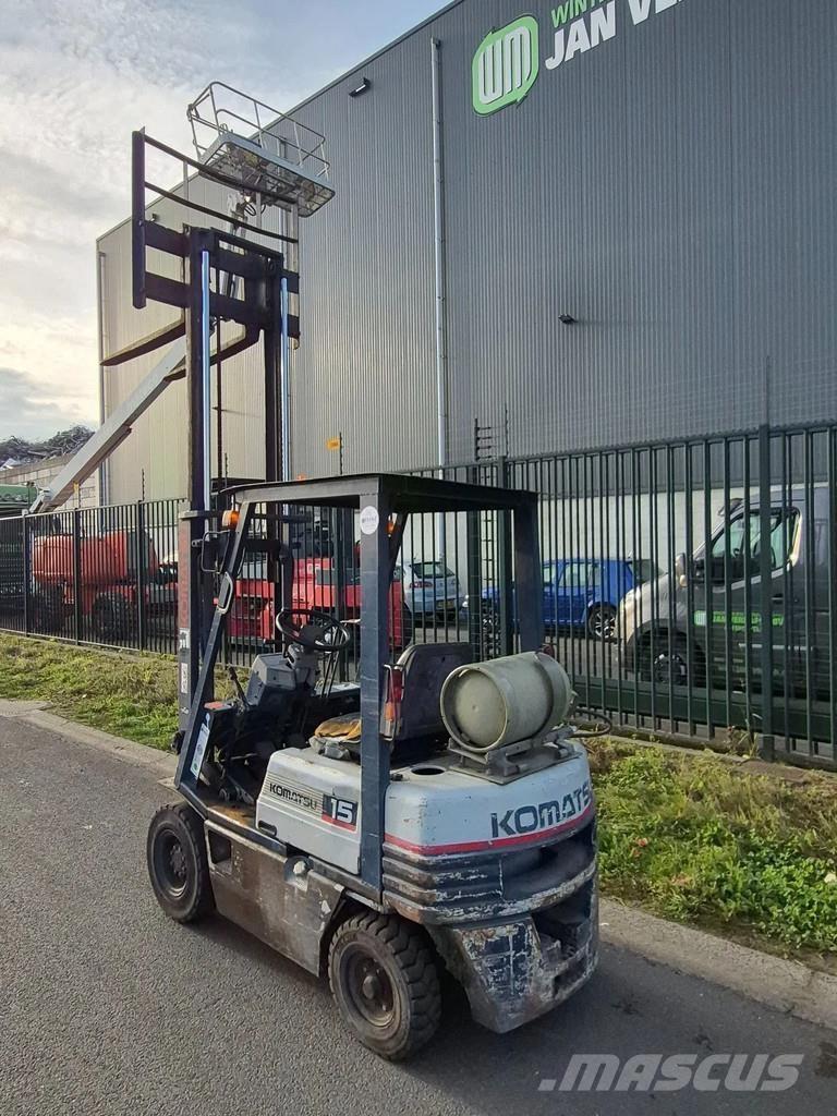 Komatsu fg15-15 Газові навантажувачі