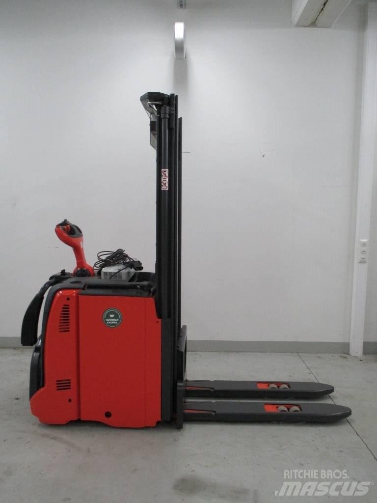 Linde L 12 AP Самохідні електроштабелери
