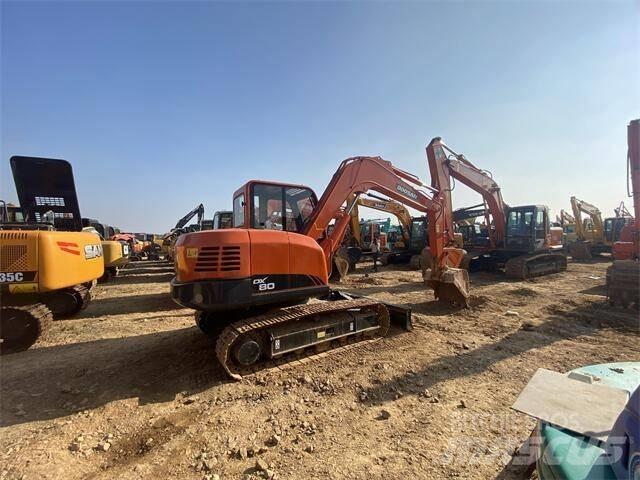 Doosan DX80 Міні-екскаватори < 7т