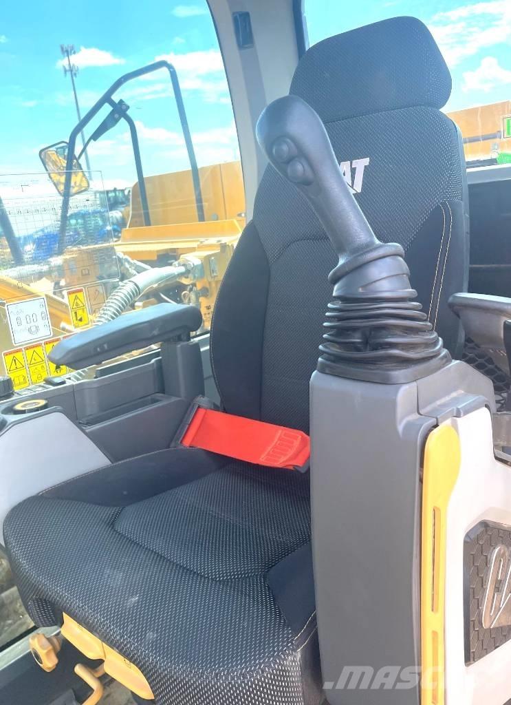 CAT 320 TC Гусеничні екскаватори