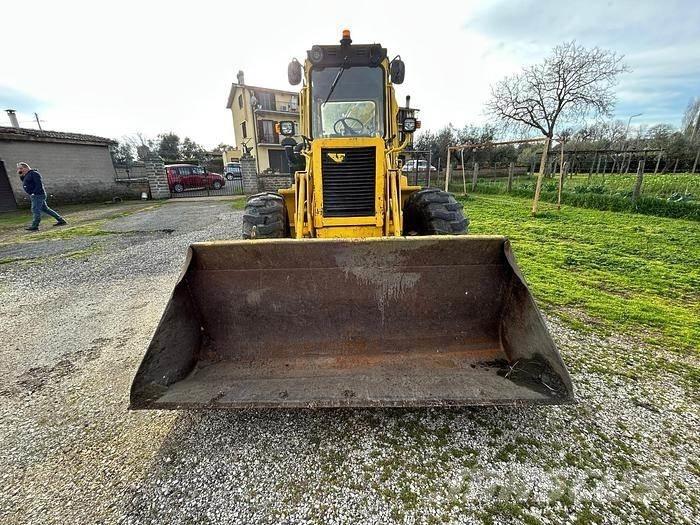 Venieri VF 7.33 Екскаватори-навантажувачі