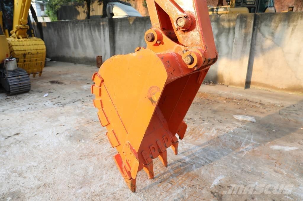 Hitachi ZX 120-6 Гусеничні екскаватори