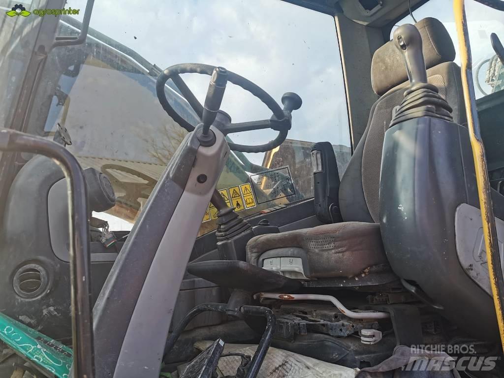 CAT M 318 D Перевантажувачі металобрухту/промислові навантажувачі