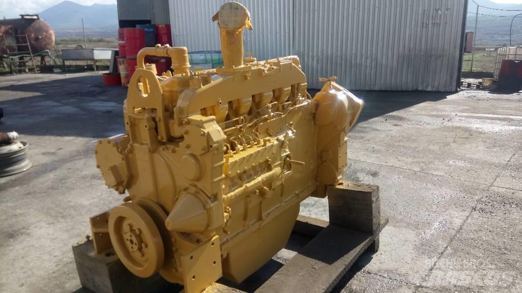 CAT 375 Двигуни