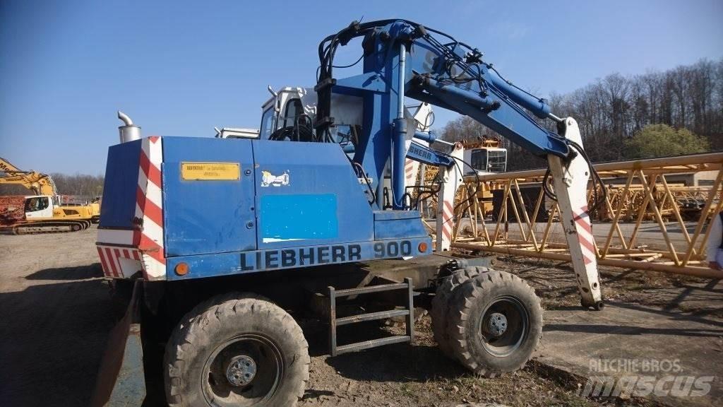 Liebherr A900-C Колісні екскаватори
