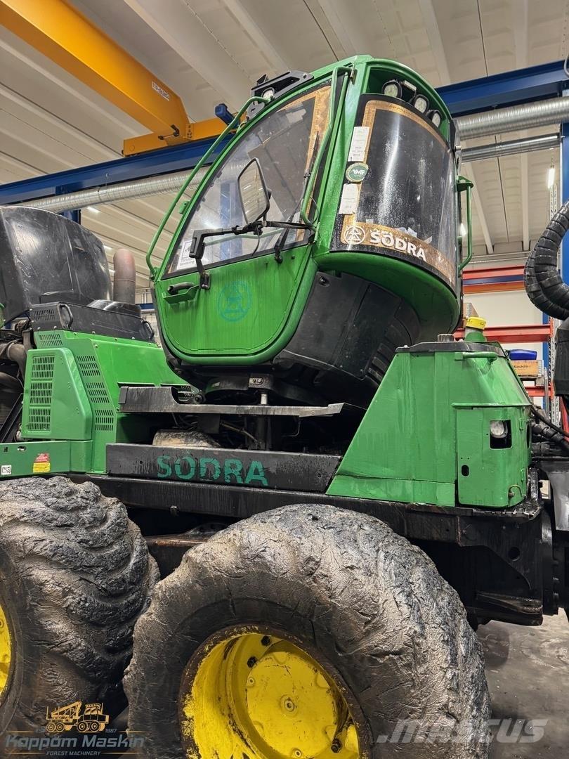 John Deere 1510E Форвардери