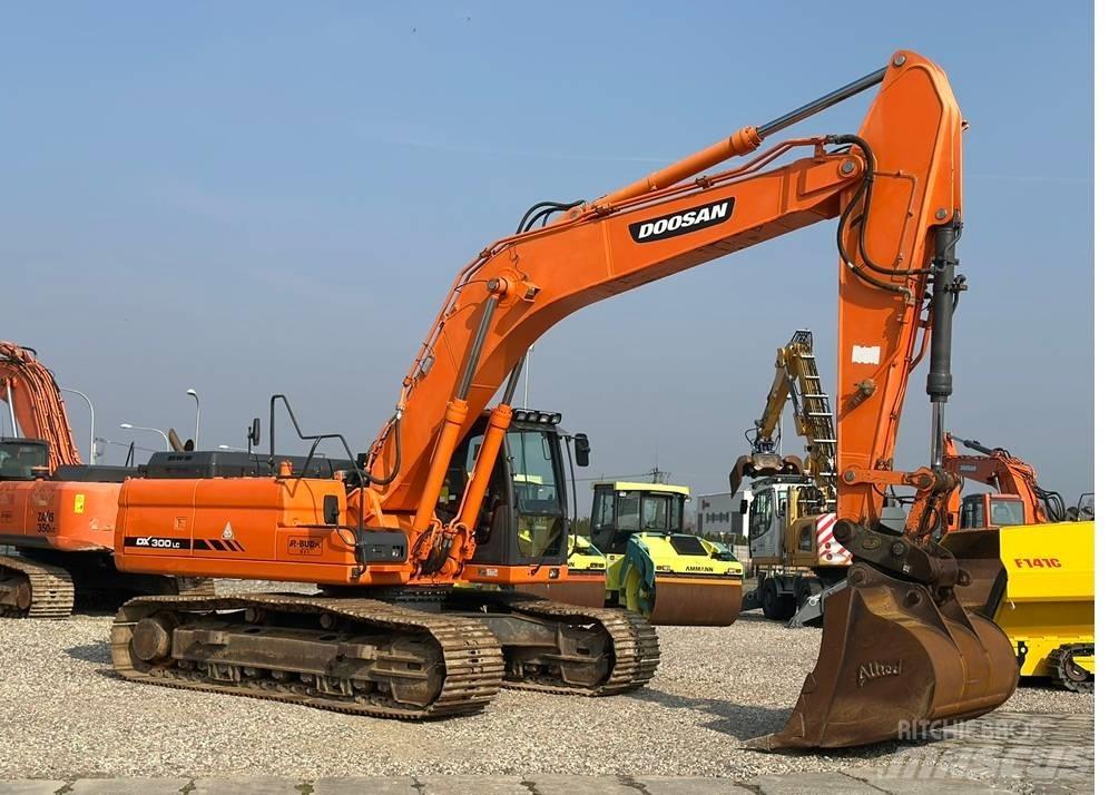 Doosan DX 300 LC-3 Гусеничні екскаватори