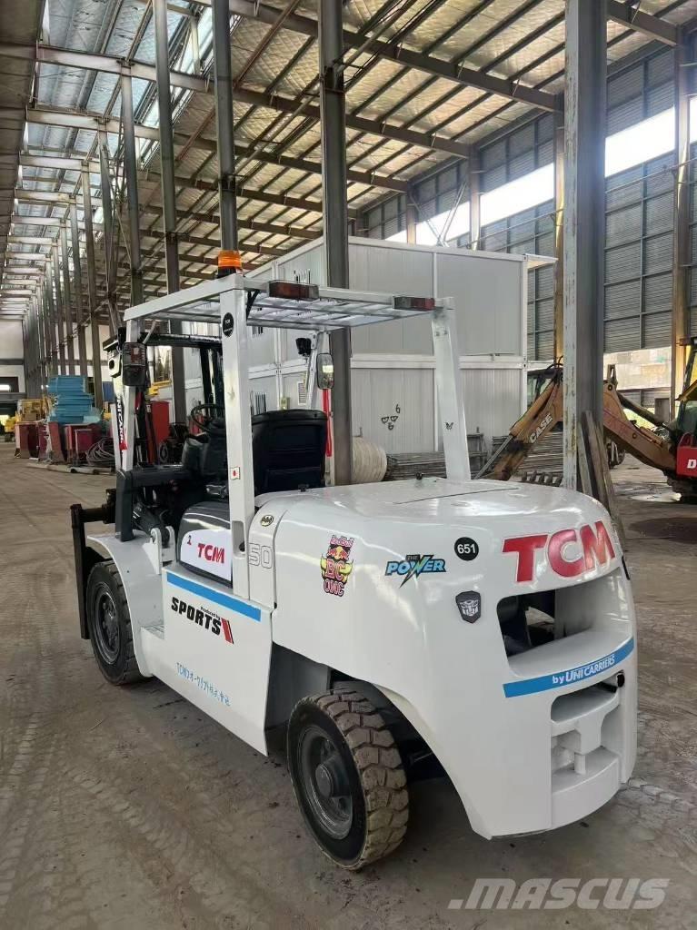TCM FD 50 Дизельні навантажувачі