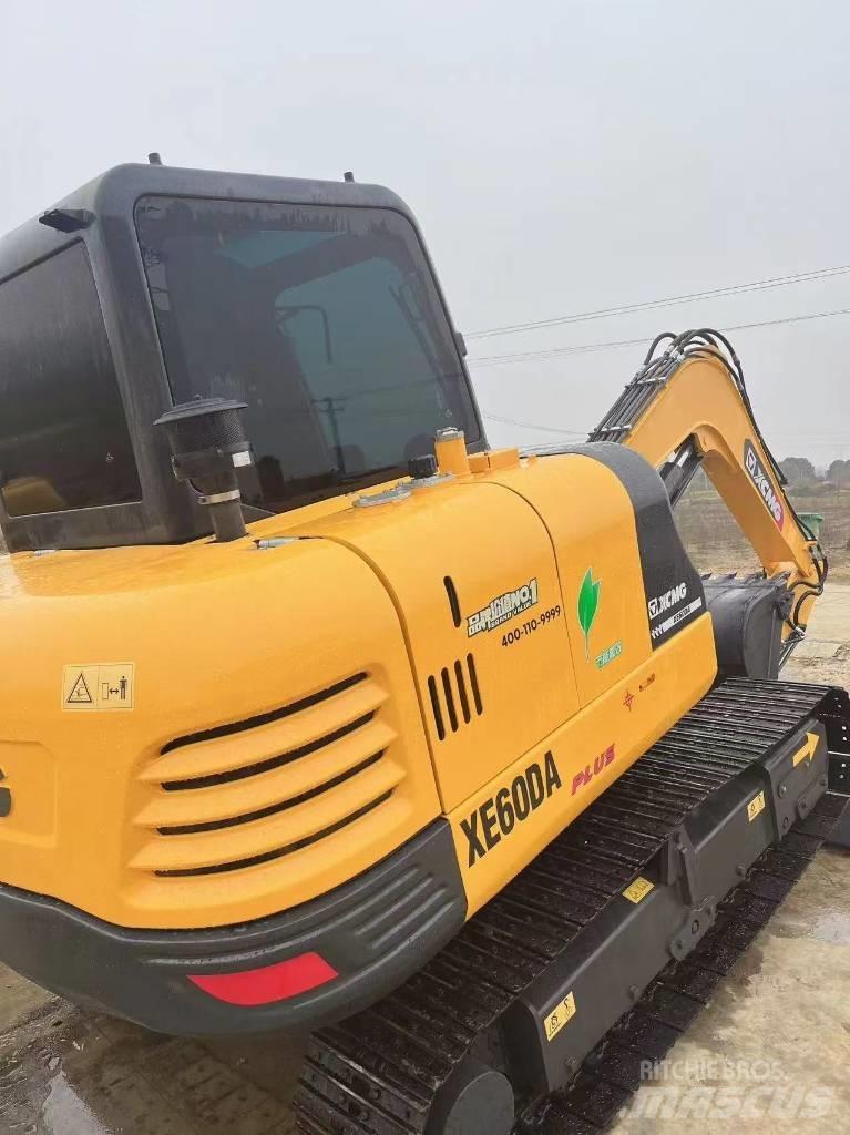 XCMG XE 60 DA Міні-екскаватори < 7т