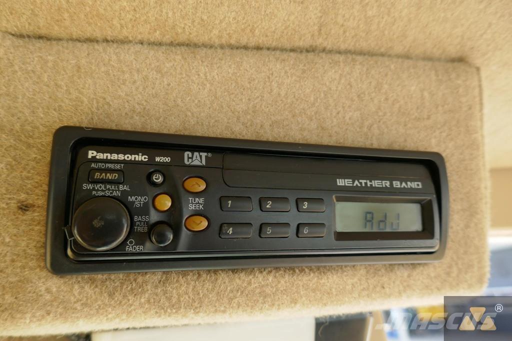 CAT 140H Грейдери