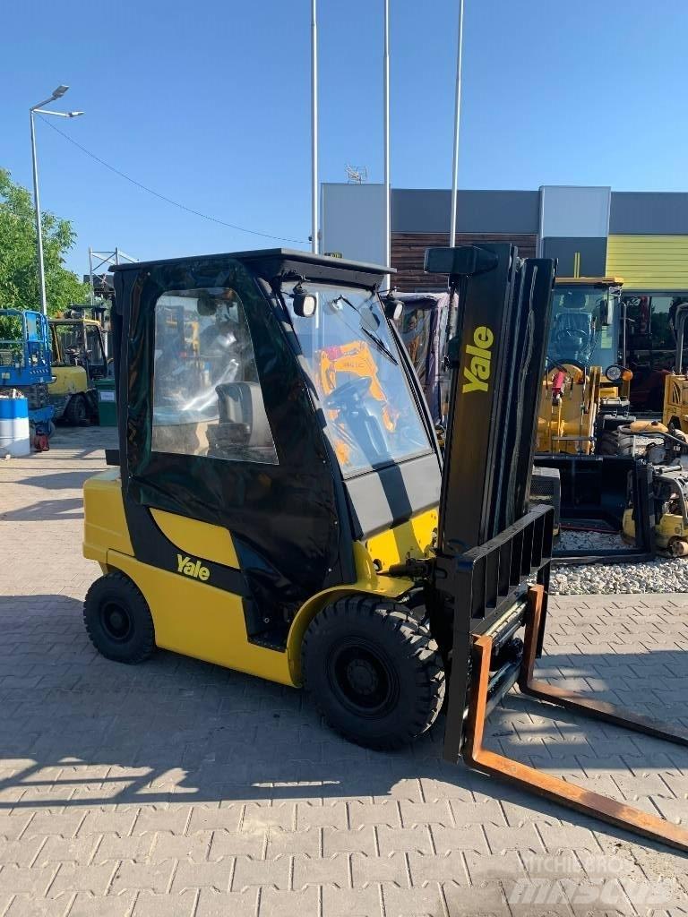 Yale GLP25VX Газові навантажувачі