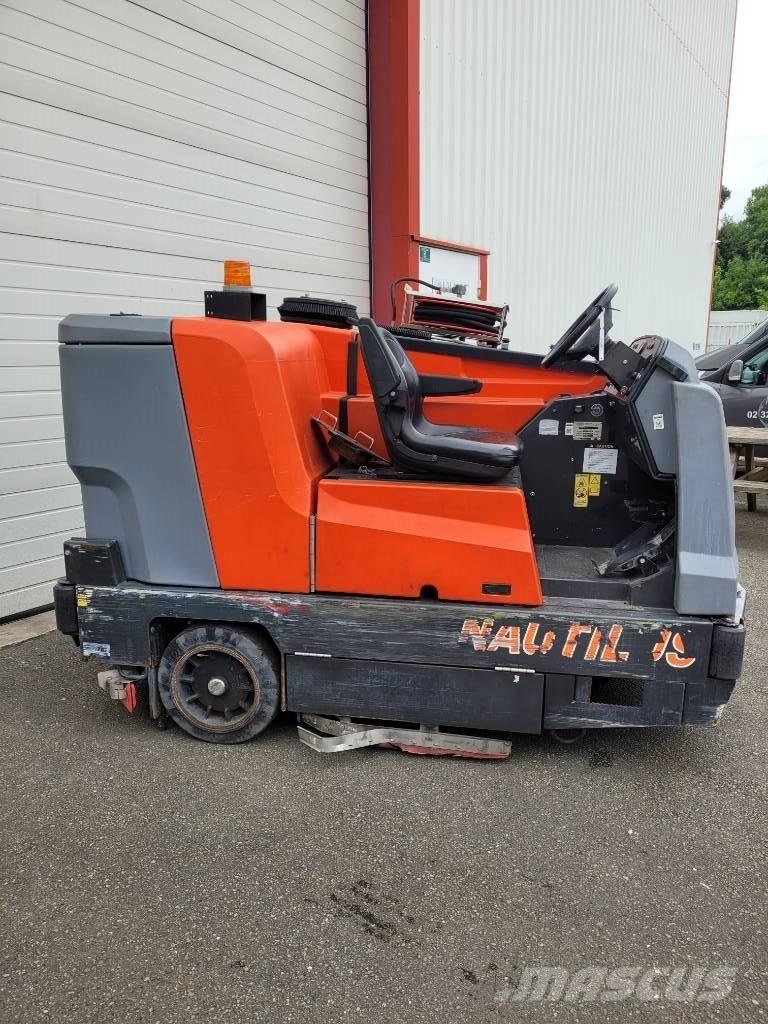 Hako PB 45 DSLCE Підлогомиючі машини