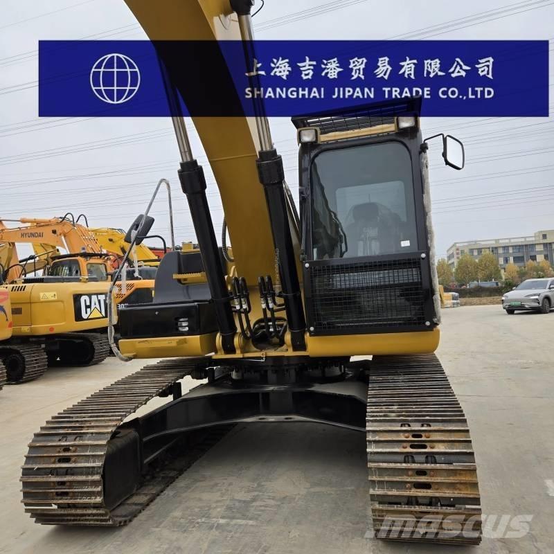 CAT 326 Гусеничні екскаватори