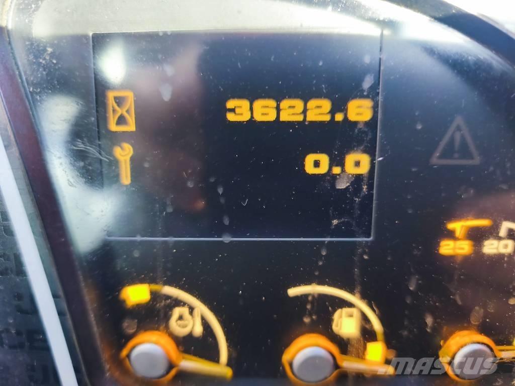 JCB 525-60 Телескопічні навантажувачі