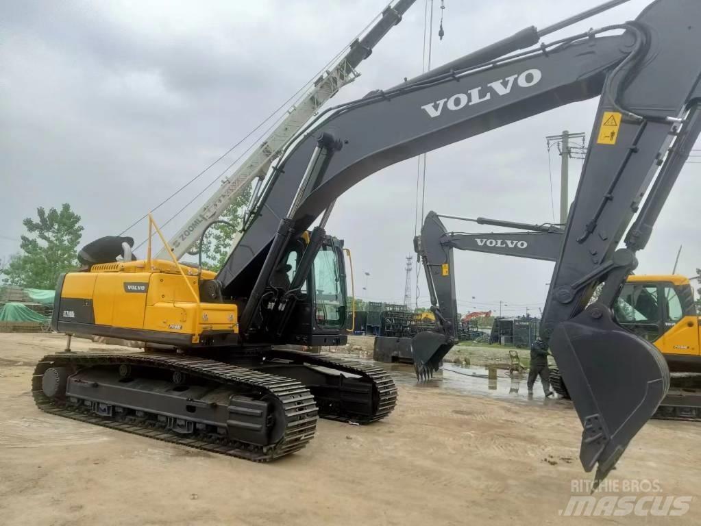 Volvo EC 290 DL Гусеничні екскаватори