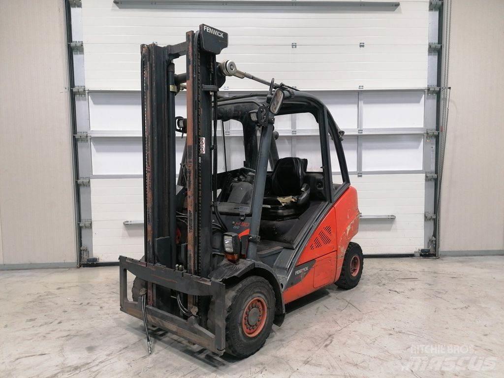 Linde H30D-02 Дизельні навантажувачі