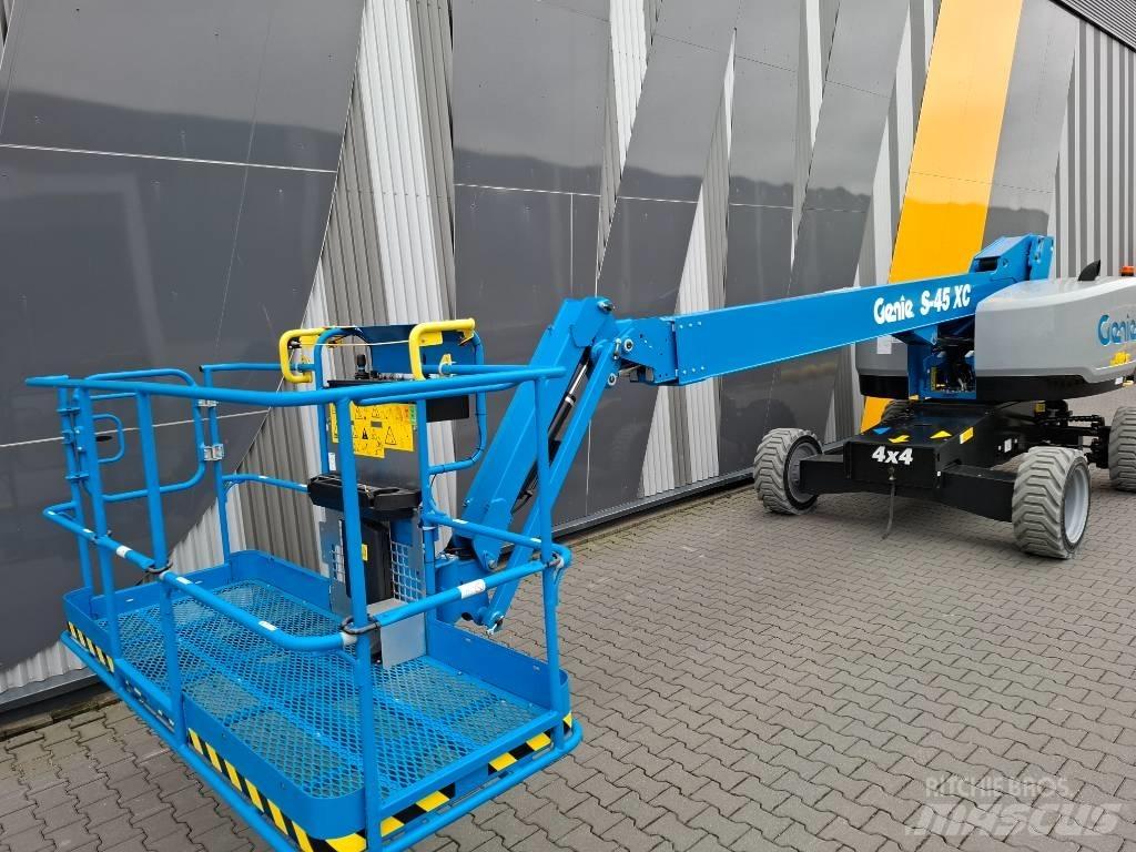 Genie S-45XC Телескопічні підйомники