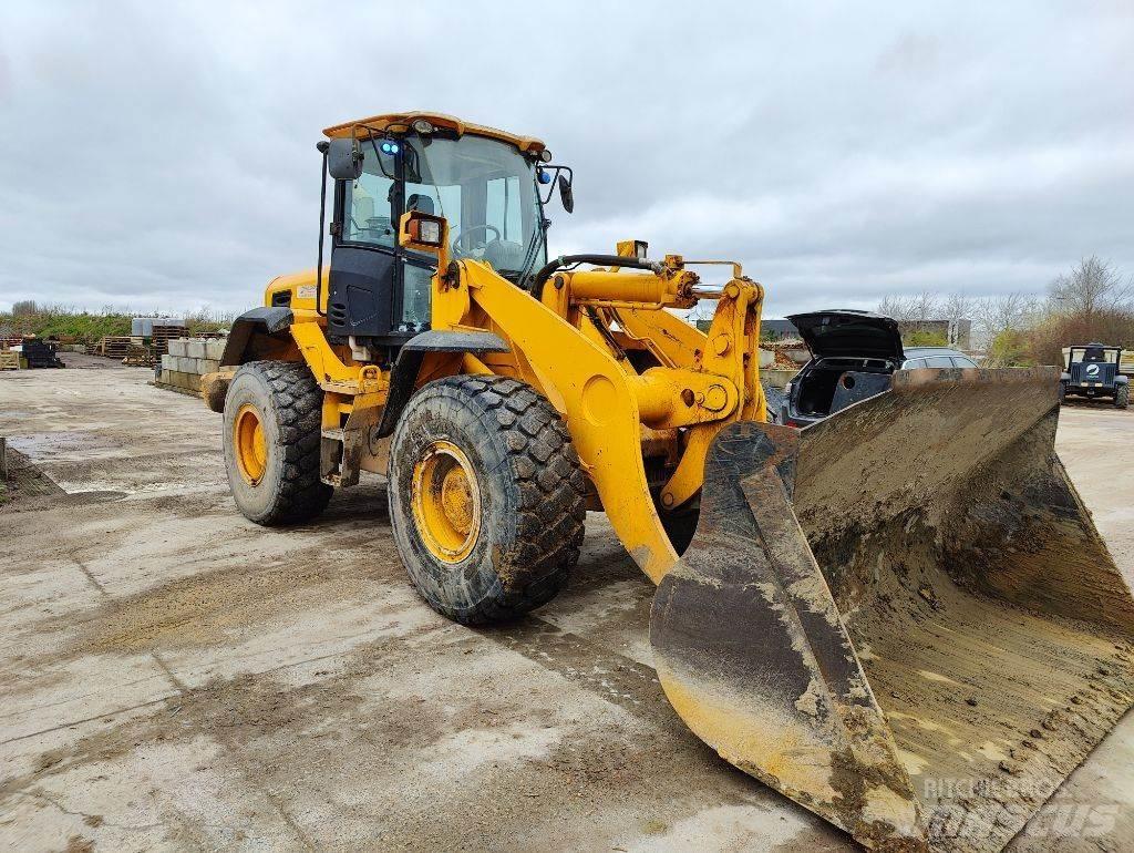 JCB 436 Фронтальні навантажувачі