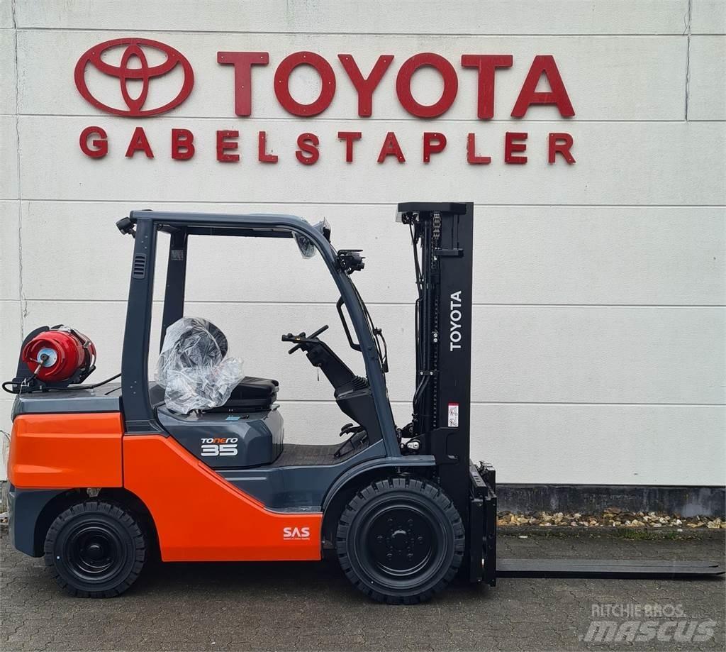 Toyota 02-8FGJF35 Газові навантажувачі