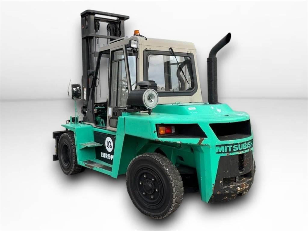Mitsubishi FD70T Дизельні навантажувачі