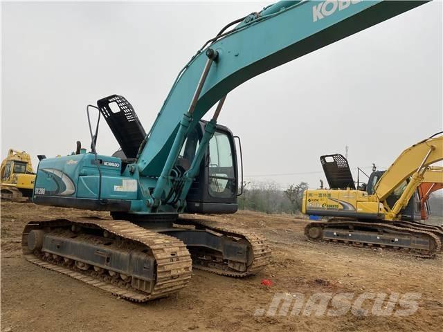Kobelco SK 200 Гусеничні екскаватори