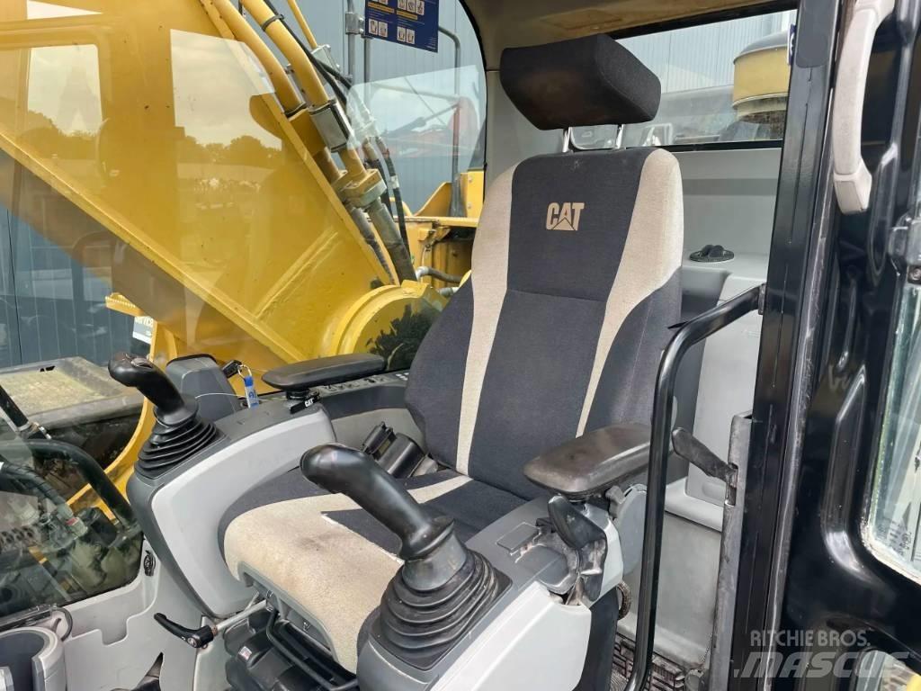 CAT 349E L Гусеничні екскаватори