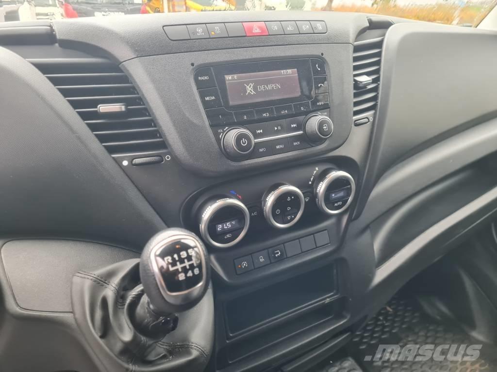 Iveco 35C16 / D brif Панельні фургони