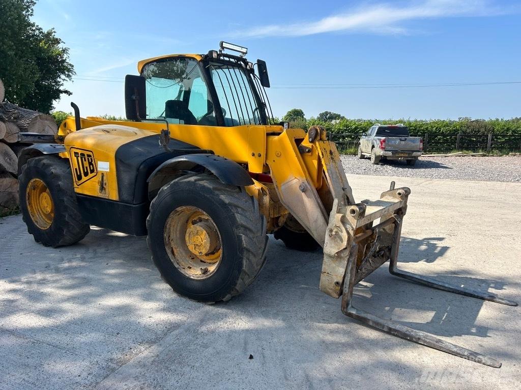 JCB 531-70 Телескопічні навантажувачі