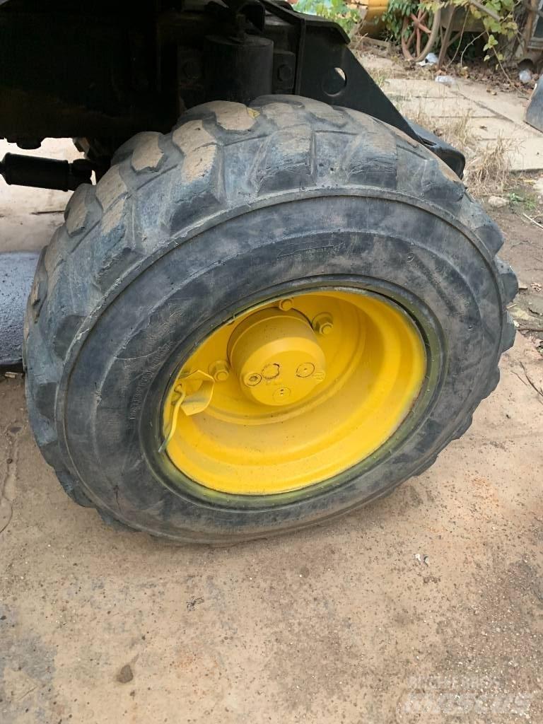 Hyundai Robex 60 W-7 Колісні екскаватори