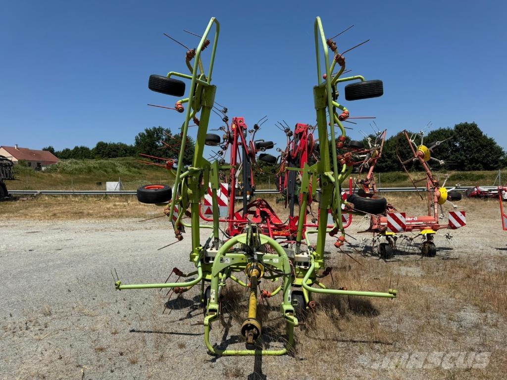 CLAAS VOLTO 670 Граблі і сінозворушувачі