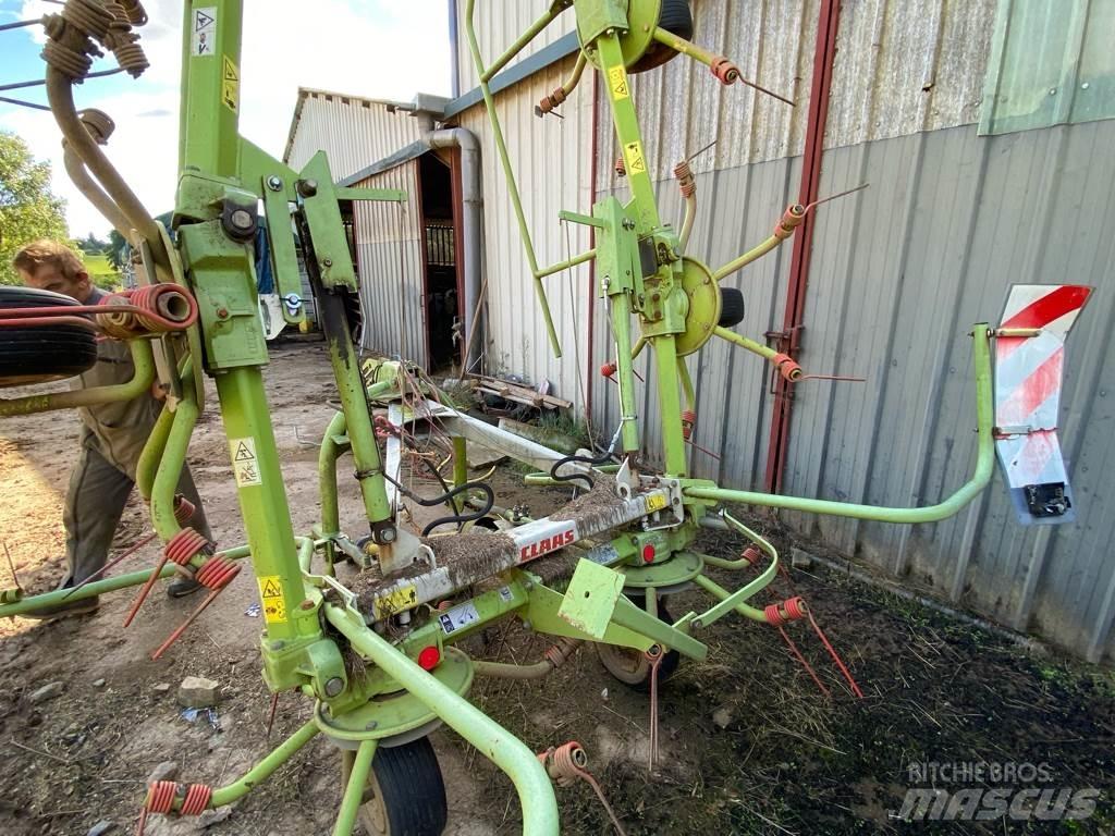 CLAAS VOLTO670 Граблі і сінозворушувачі