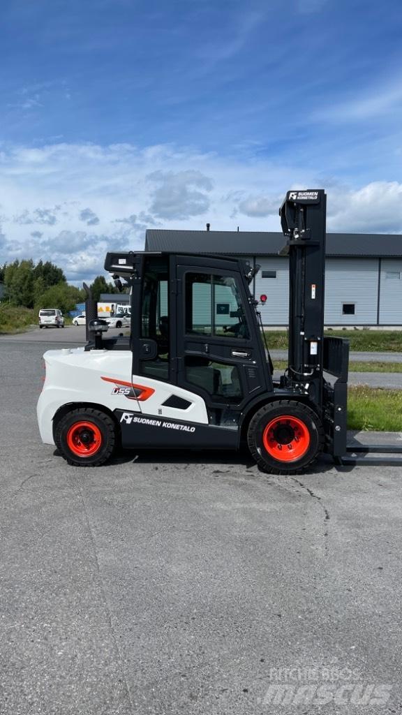 Bobcat D55C-9 Diesel Дизельні навантажувачі