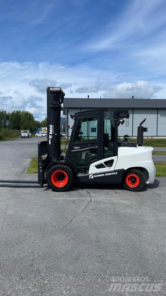 Bobcat D55C-9 Diesel Дизельні навантажувачі