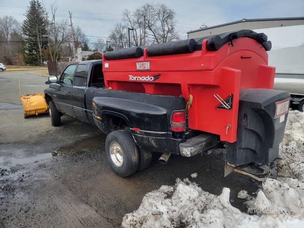Dodge 3500 Пікапи / Бічне розвантаження