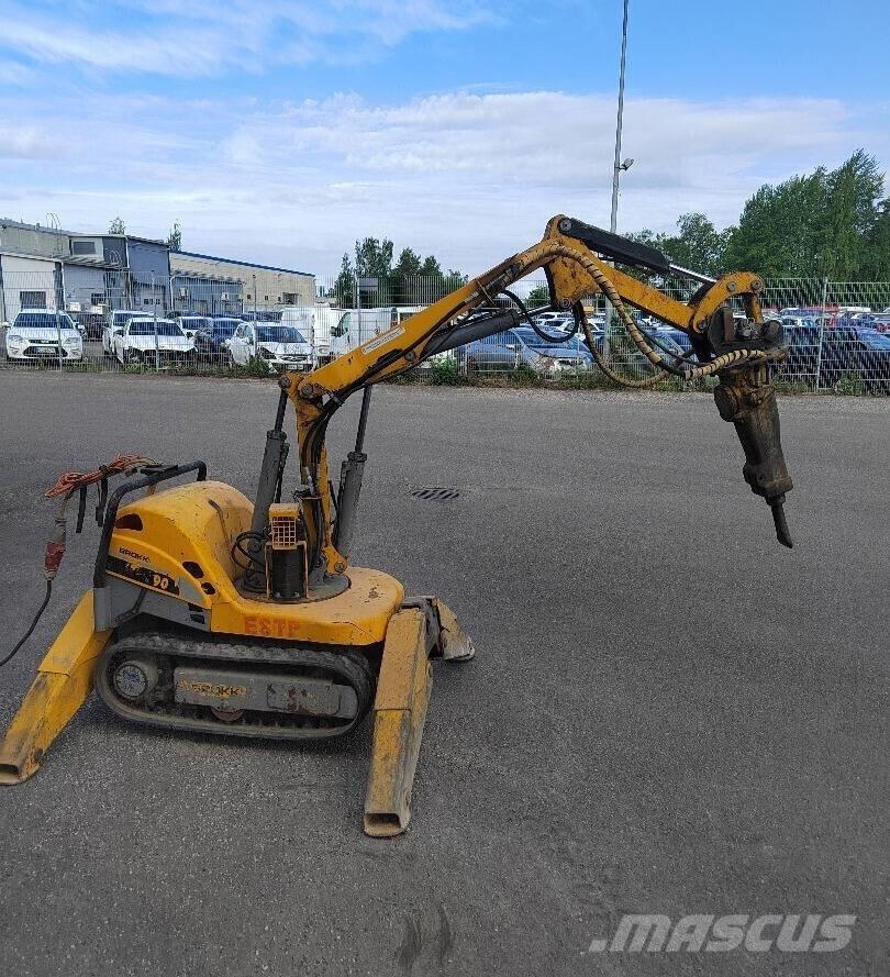 Brokk 90 Екскаватори для знесення споруд