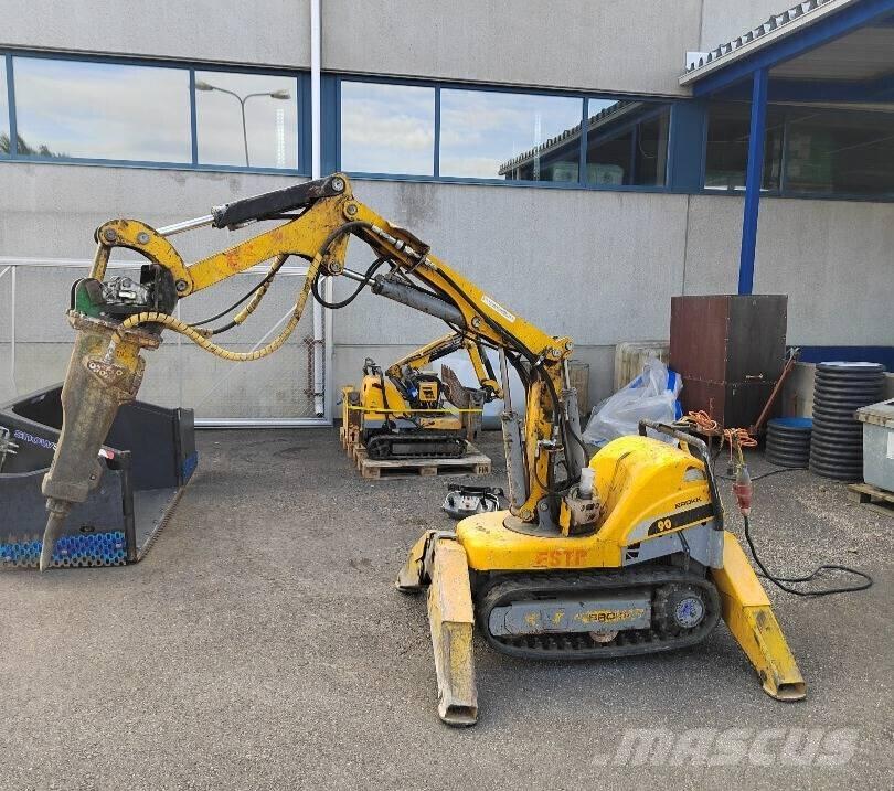 Brokk 90 Екскаватори для знесення споруд