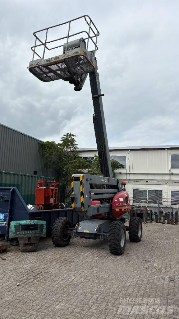 Manitou 180 ATJ Колінчаті підйомники