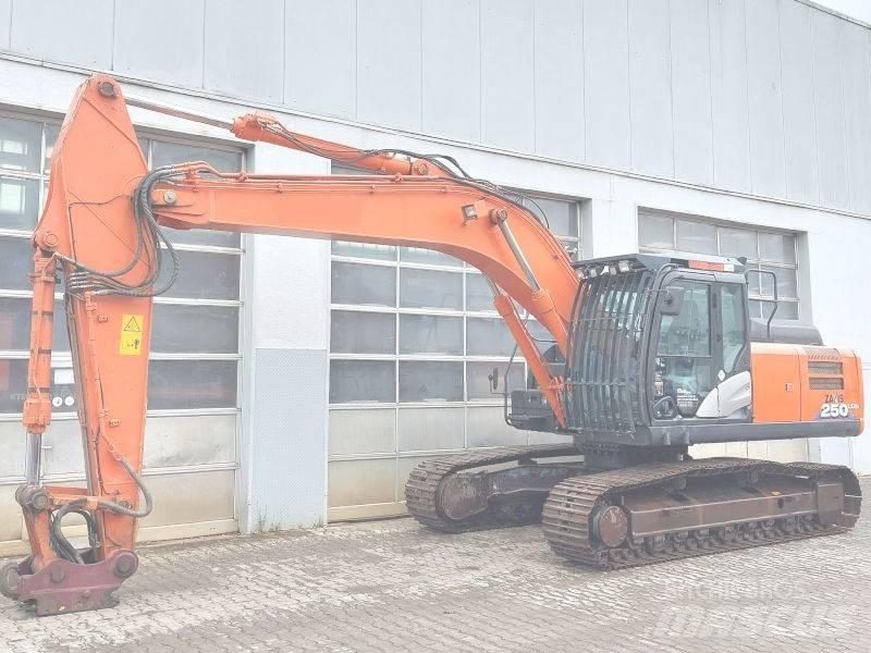Hitachi ZX 250 LCN-6 Гусеничні екскаватори