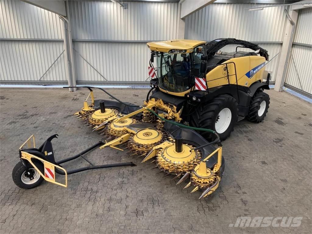 New Holland FR700 Кормозбиральні комбайни